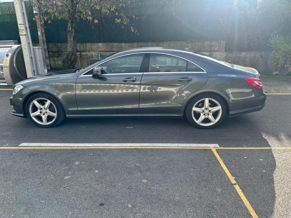 MERCEDES-BENZ Clase CLS CLS 350 CDI BlueEFFICIENCY 4p. - Imagen 6
