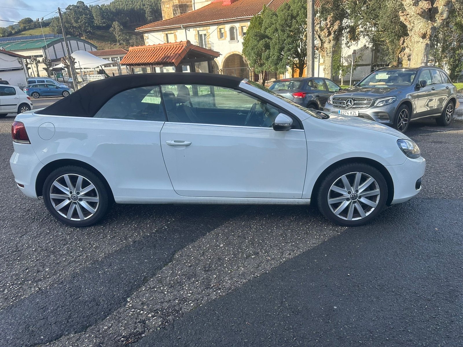VOLKSWAGEN GOLF CABRIO 2.0 TDI 140 CV • 2011 • 249.000 km - Imagen 4