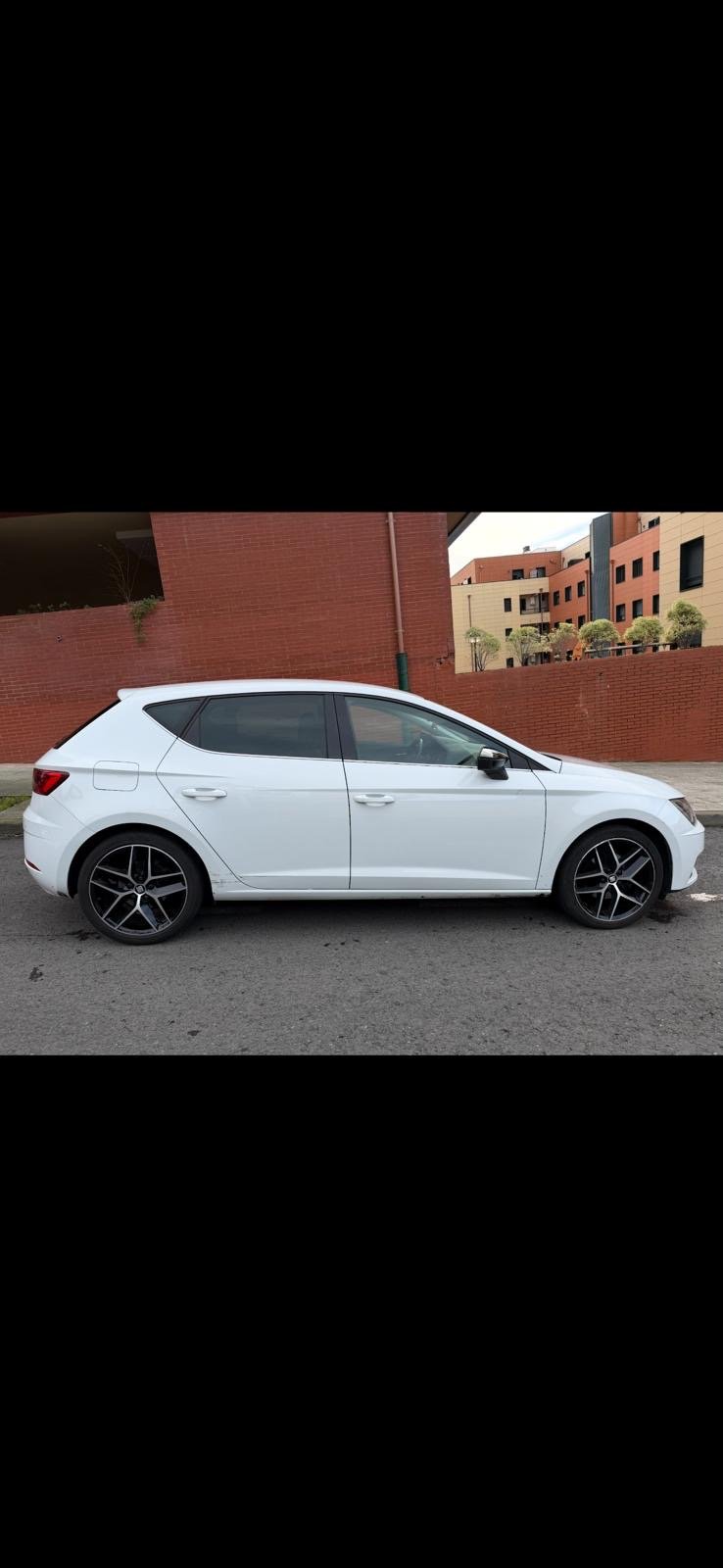 SEAT León 2.0 TDI 150 CV DSG7 – Noviembre 2019 – 211.000 km - Imagen 4