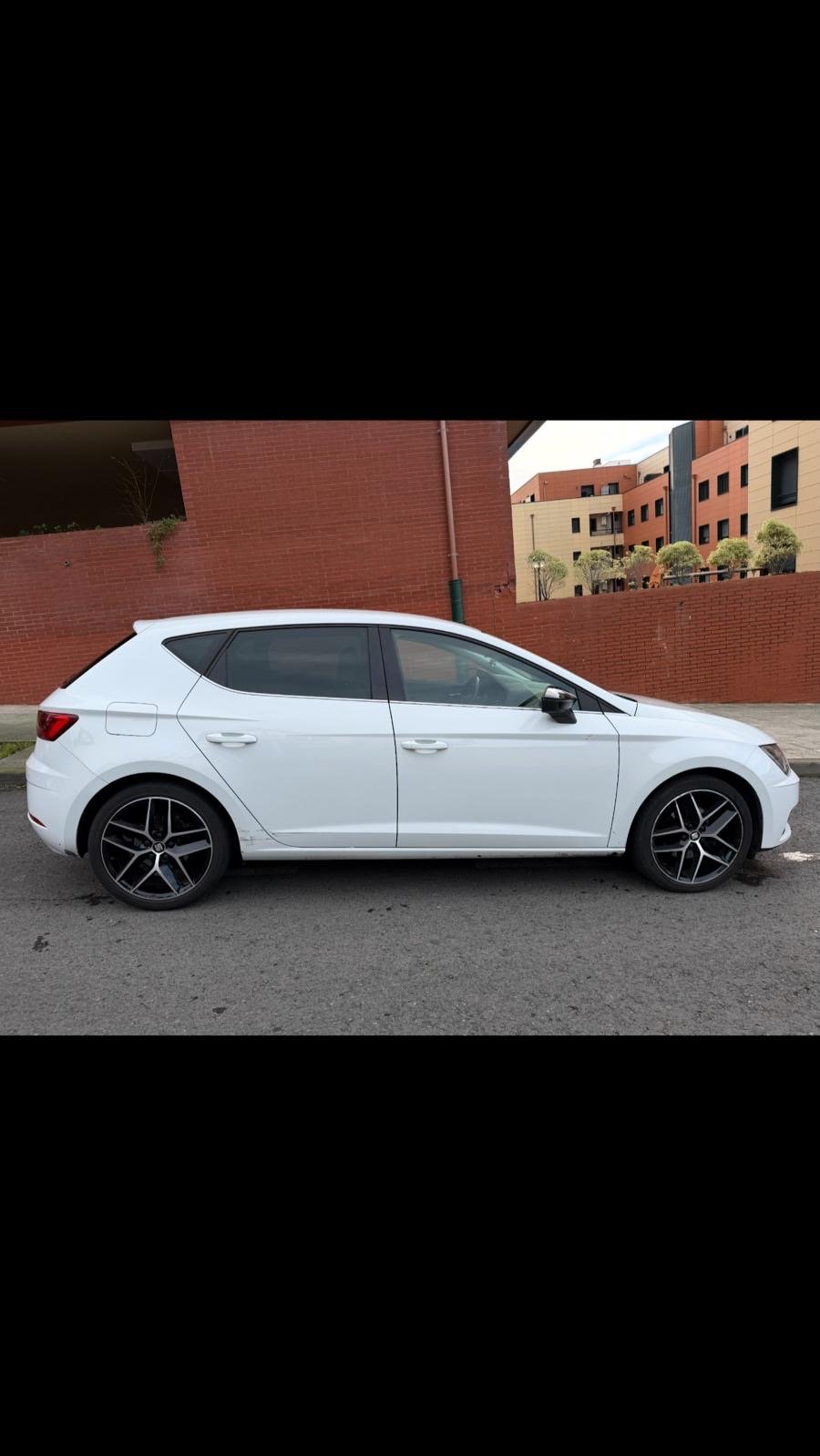 SEAT León 2.0 TDI 150 CV DSG7 – Noviembre 2019 – 211.000 km - Imagen 2